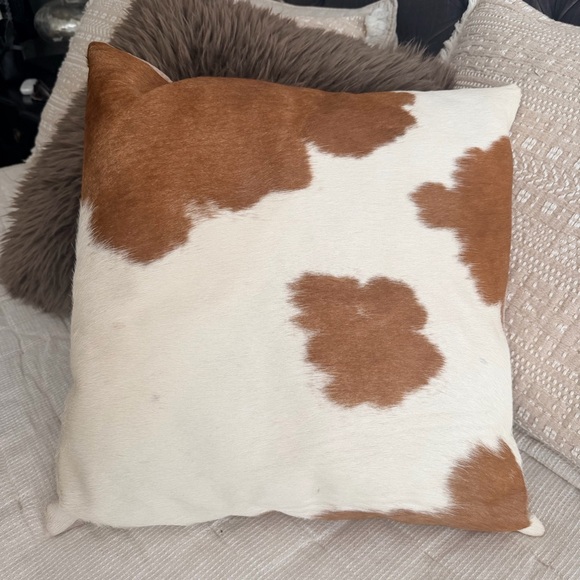 Cowhide Pattern Throw Pillow - Picture 2 of 5